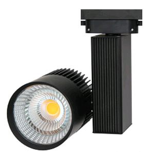 3 600 lumens, LED, 3 allumages 45 W, Blanc neutre 4 000 K